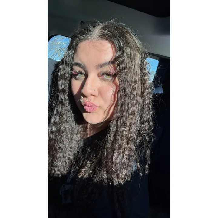 sheiszoee