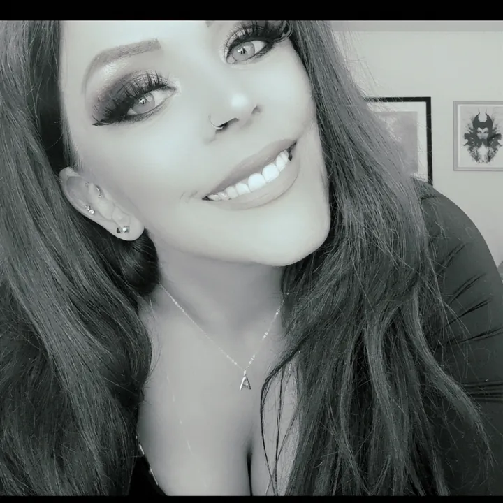 @whiskey_girl007