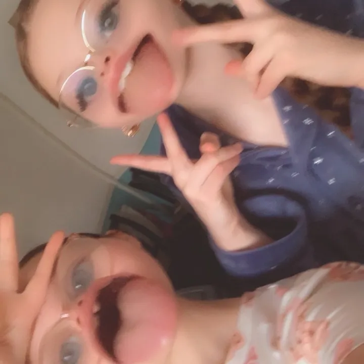 lolasandcaitlinsd