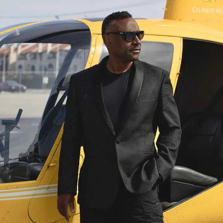 celebrity.helicopters