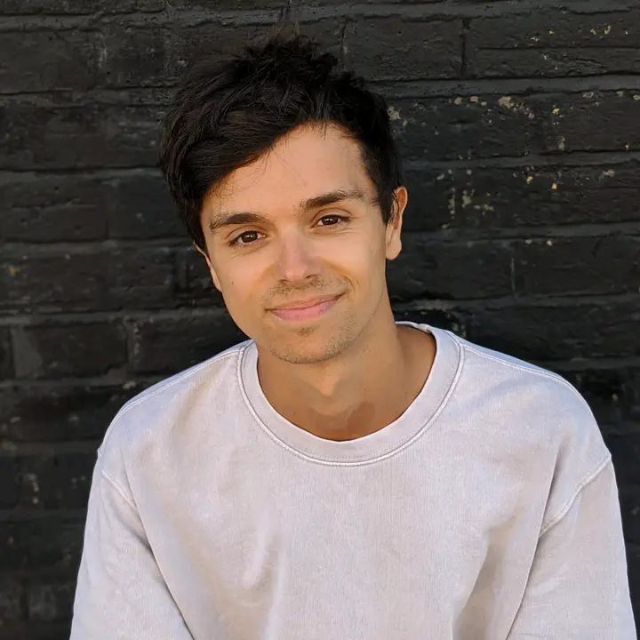 @louis_takooree