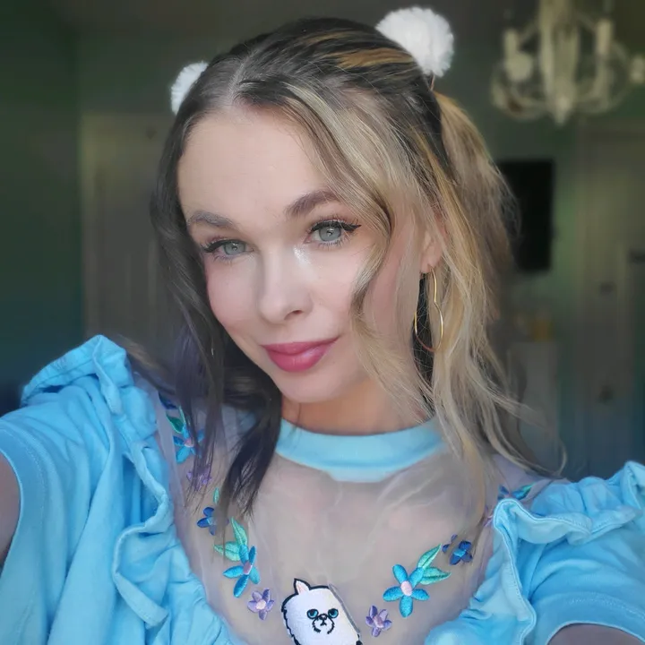 bail.b.doll