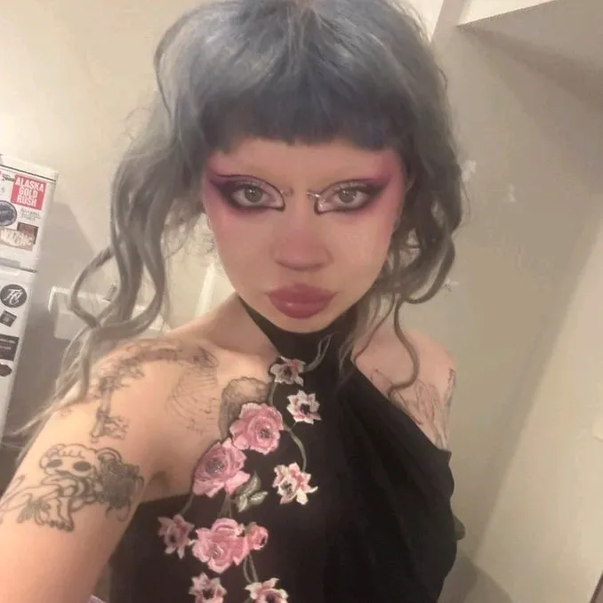 @jazminestouraxoxota