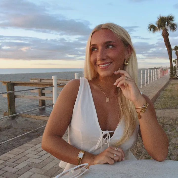 Ruby Becker - suara asli - rubyraebecker