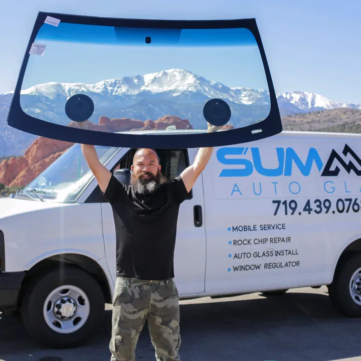 summitautoglass18