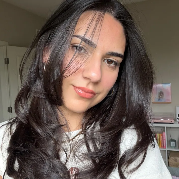 @roseewhiitee