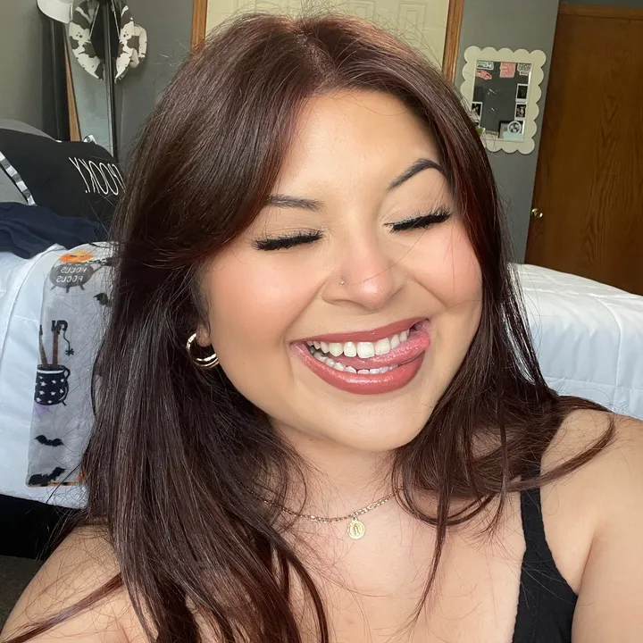@adrianaaxo30