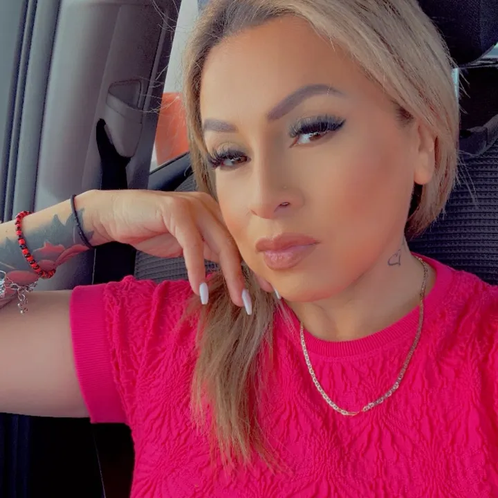 @deliaduran79