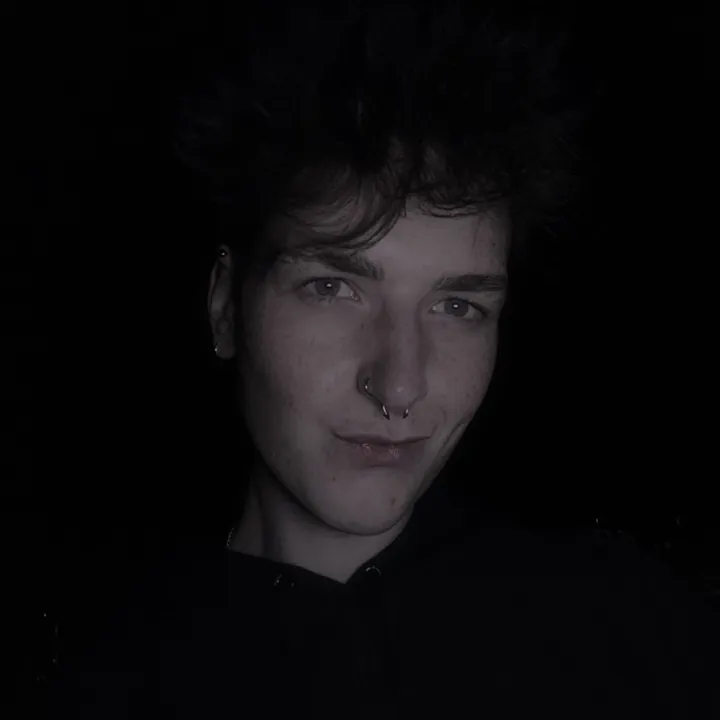 @bringb4cktheguillotine