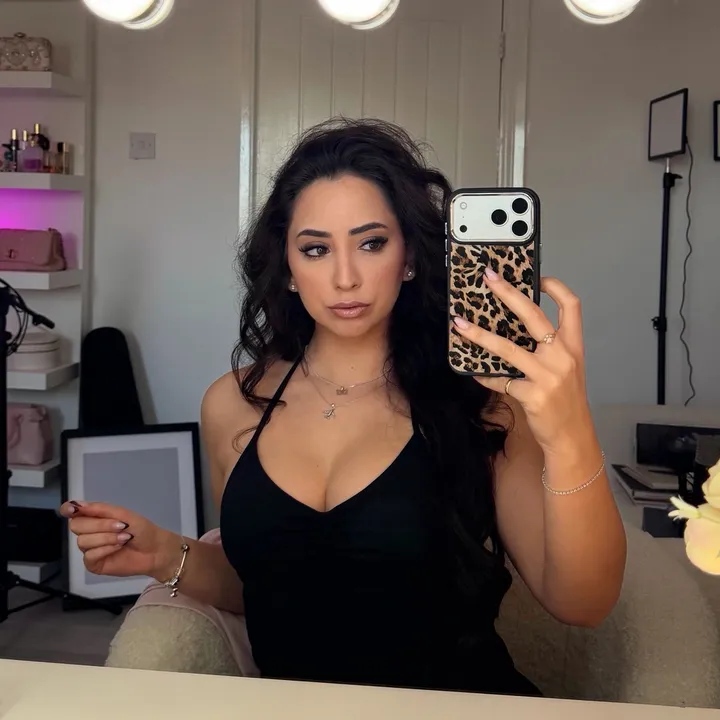@karinaszilagyi
