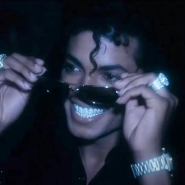 @ilov33mjj