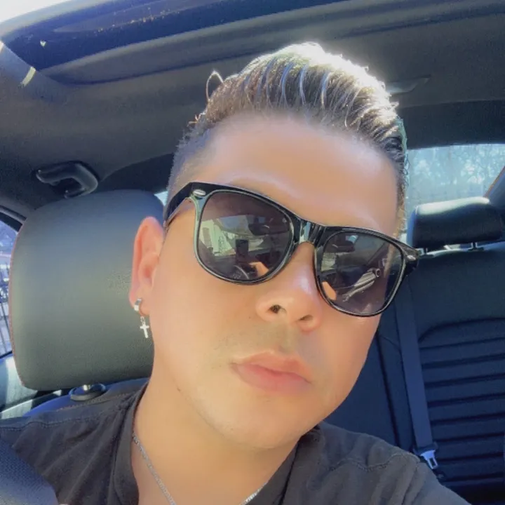 @jayreynavarro
