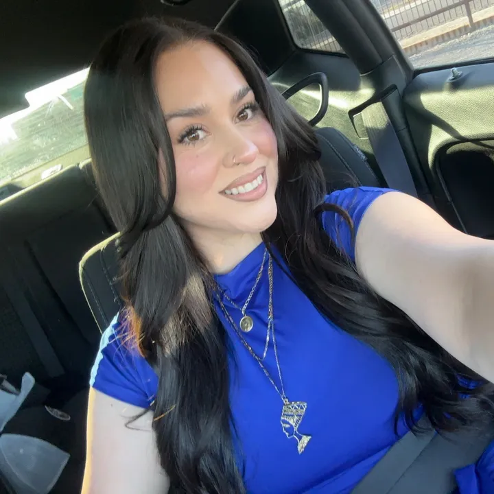 @thaliapimentel11