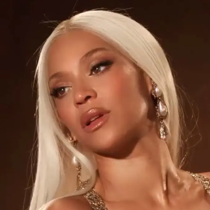 cosmo🧿 - redbone