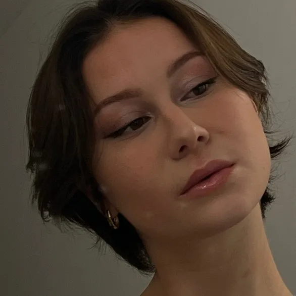 @juliettehenry_
