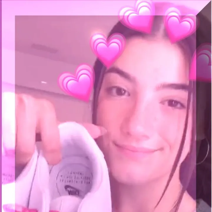 charli_is_tiktokqueen_