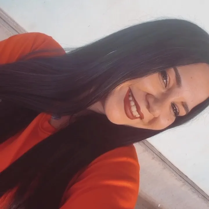 @laraarmas_20