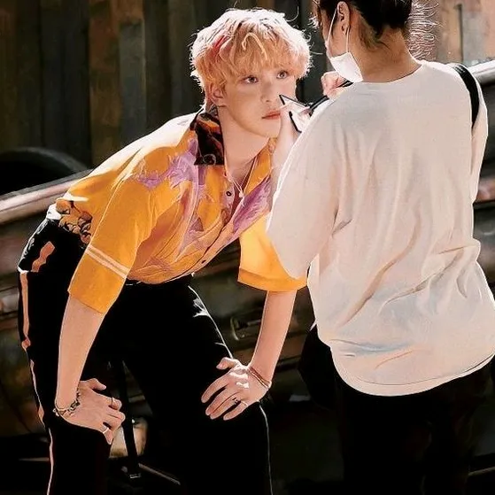 rehinged.kpop