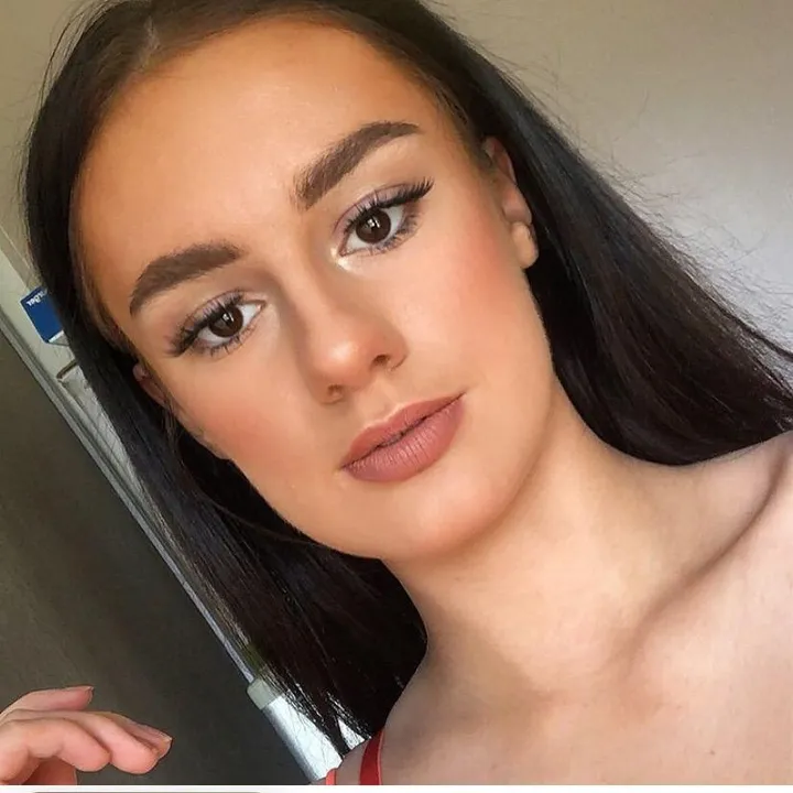 chloewarfield