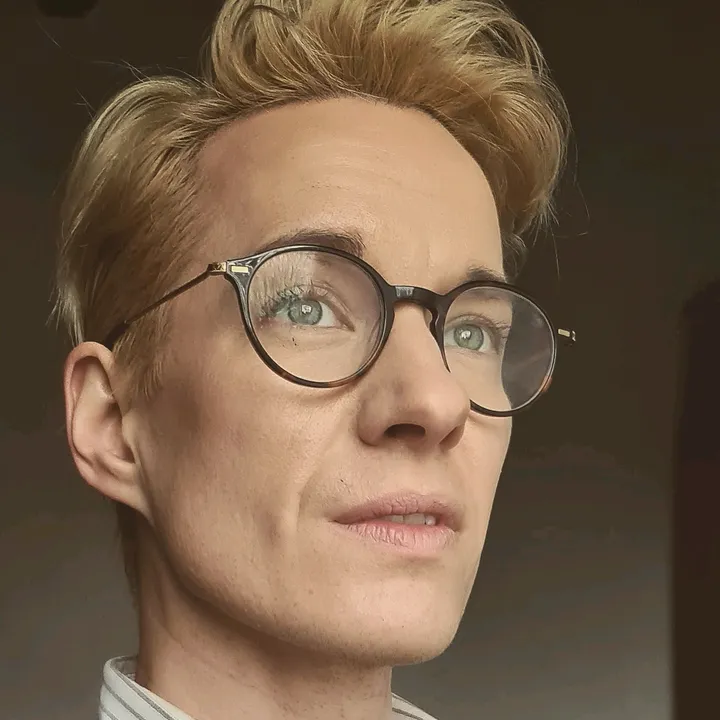 @woodsmokepoet
