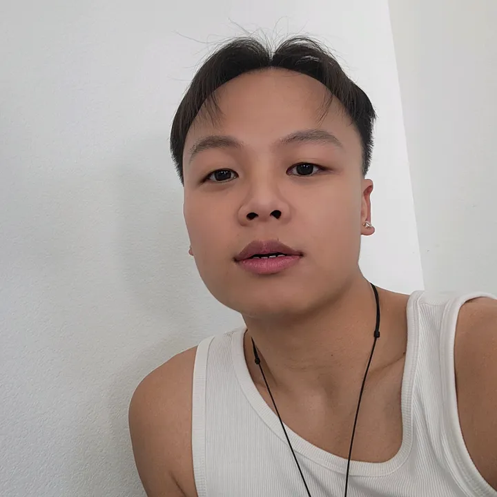 rocky_vang