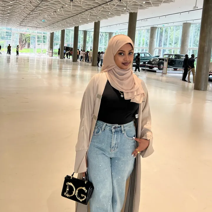 @menal_nur