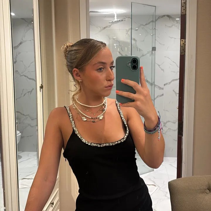 lily_rose_cbl