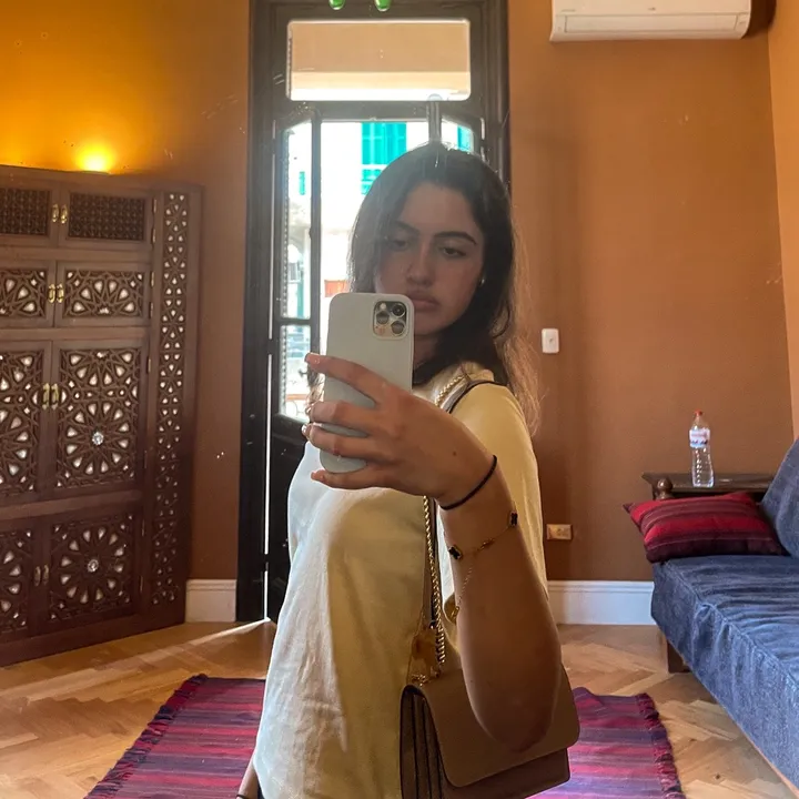 @z4hraabbasi