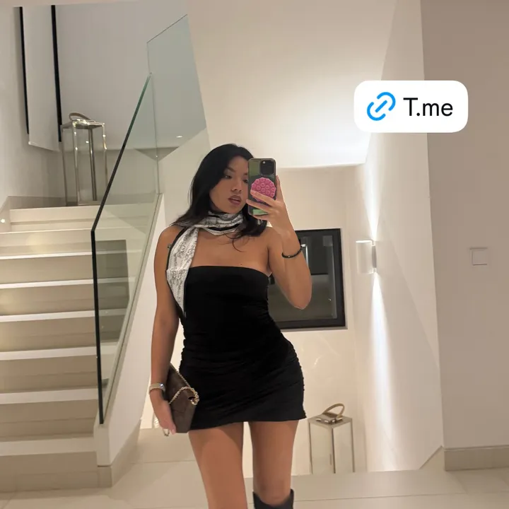 lia.fox30