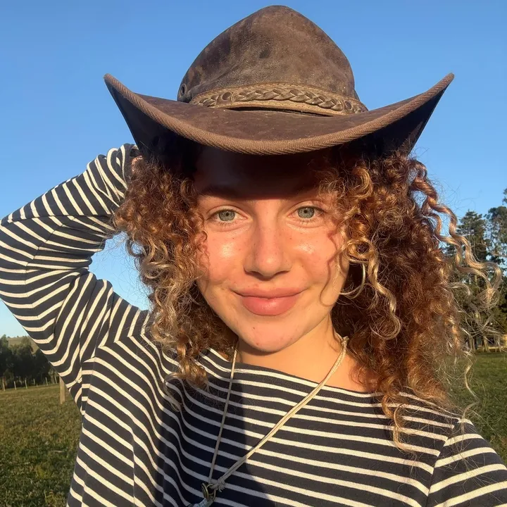 @travelingwithtals