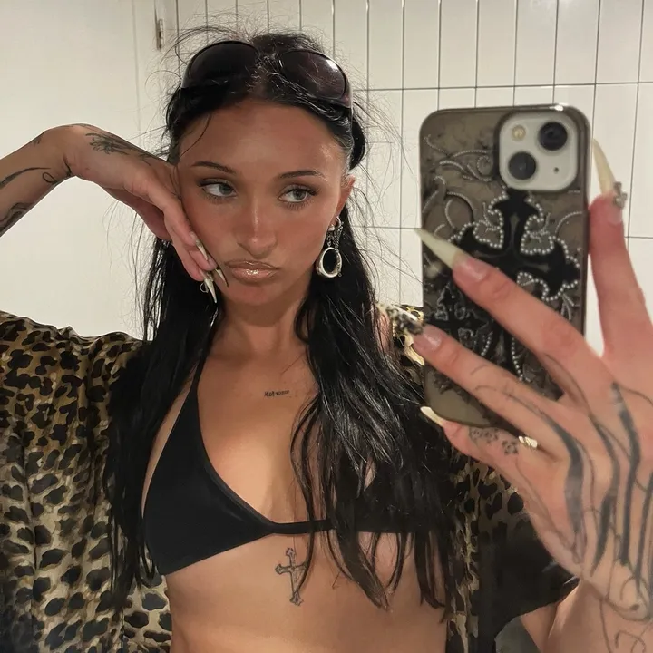 @miaashleyyy_