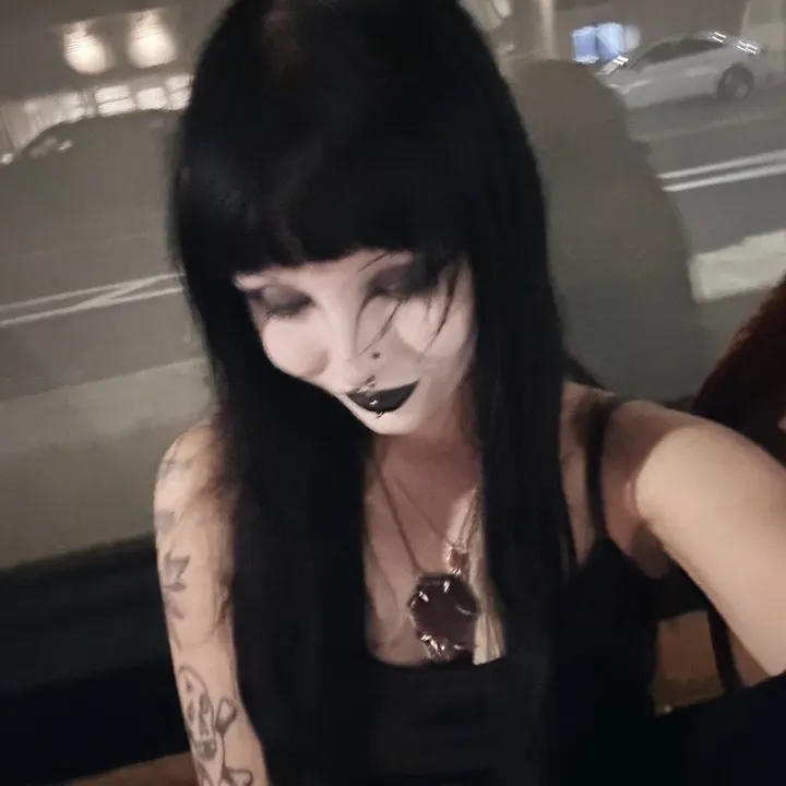 wretchedlilgirl
