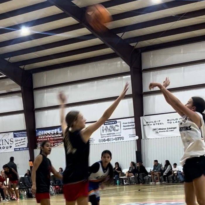 sloaneylovesbasketball