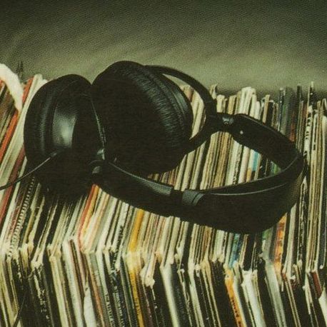 𝐇𝐞𝐫𝐞 𝟒 𝐭𝐡𝐞 𝐦𝐮𝐬𝐢𝐜 - original sound