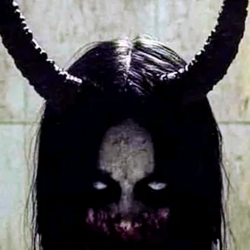 goth_bimbo_barbee