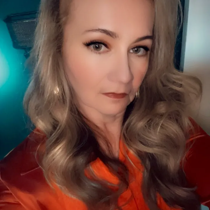 @rosasandoval1010