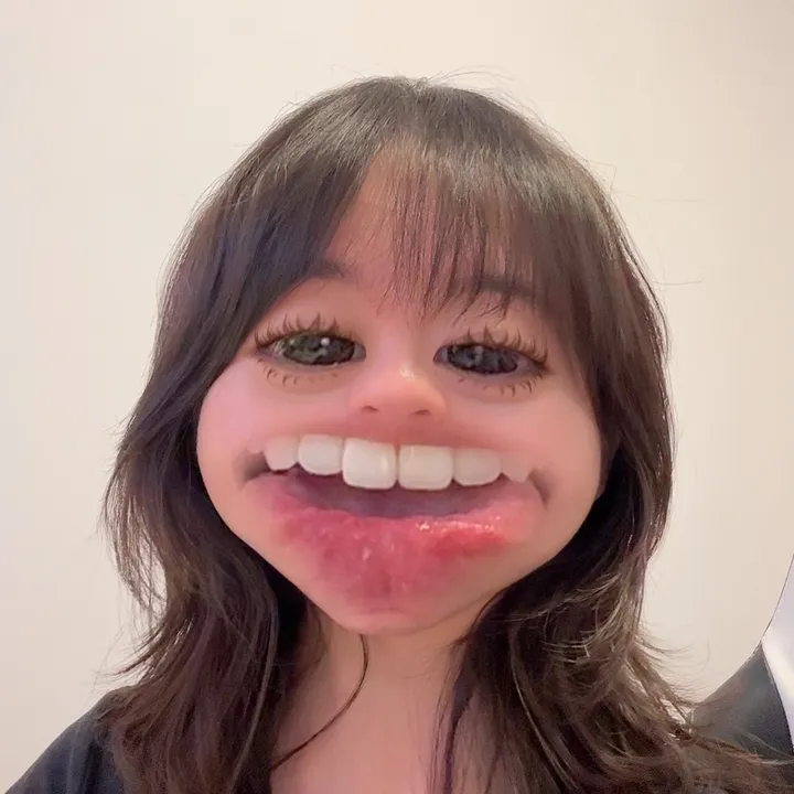 @joycezh0u