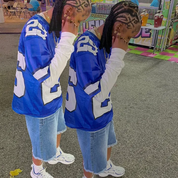 @hideyoauntiess
