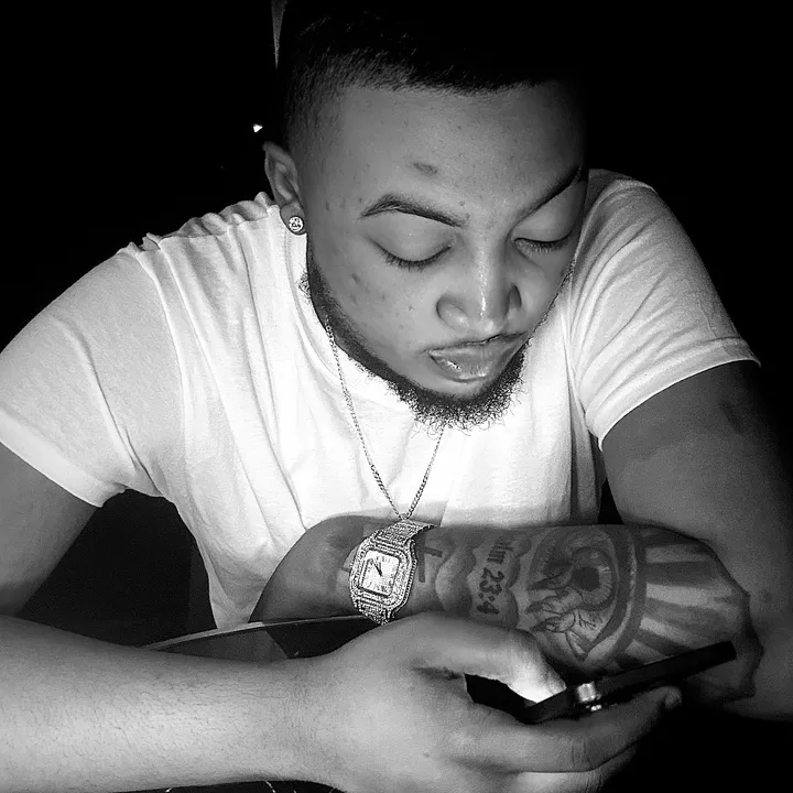roshaun_____