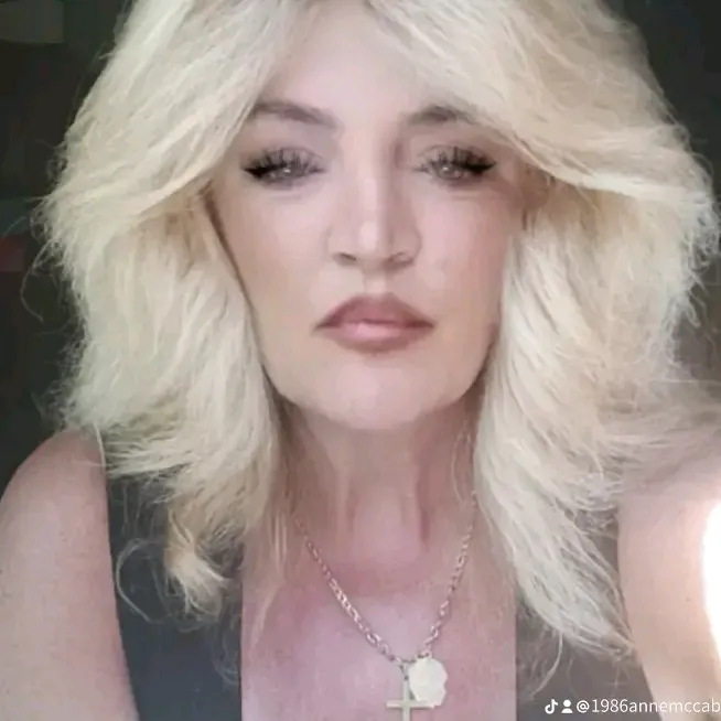 @1986annemccabeo
