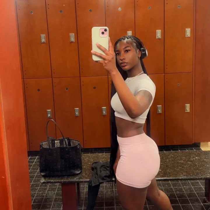 lifeofmonaechanel