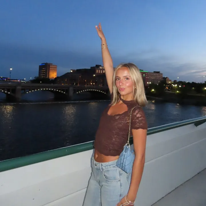 kenzieinbloom