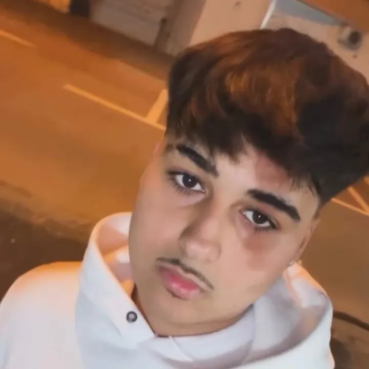 robyyhazzz