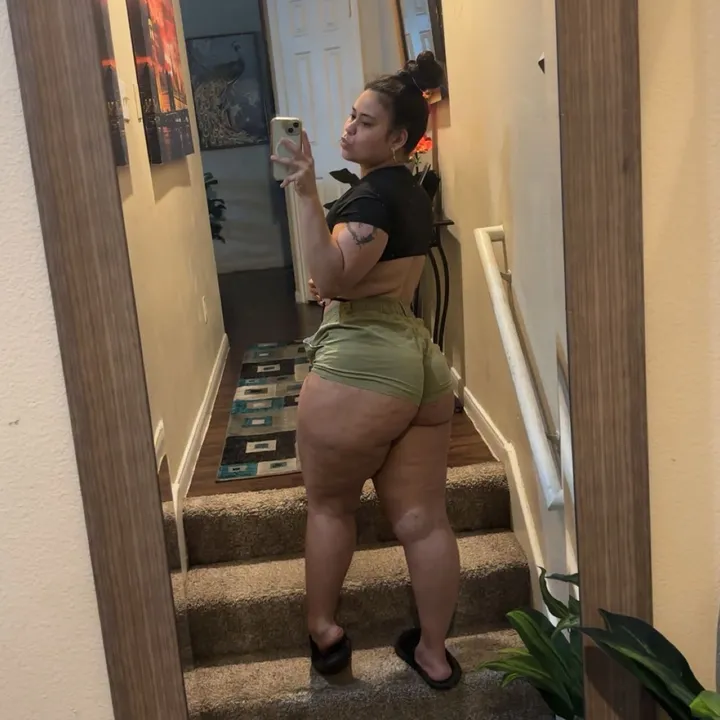 @samanthatoro89