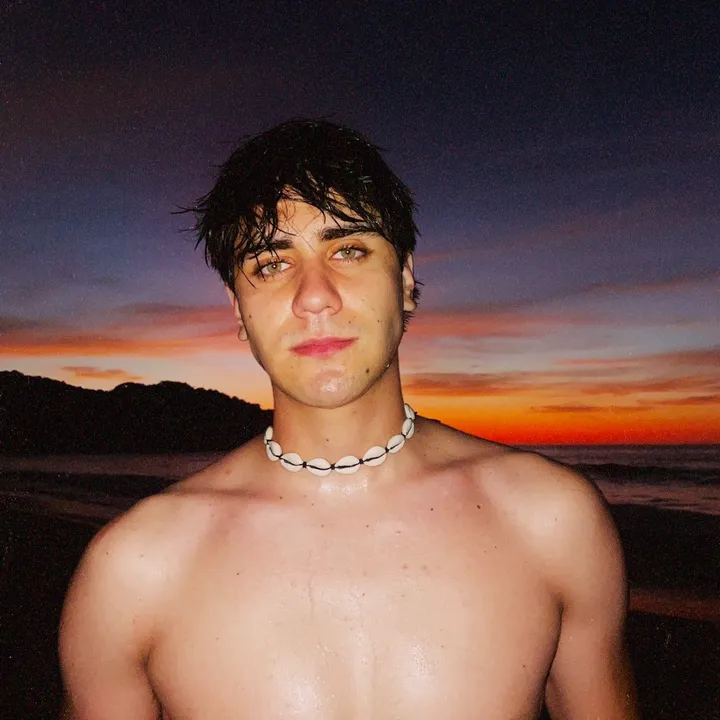 elchicodeojosverdes