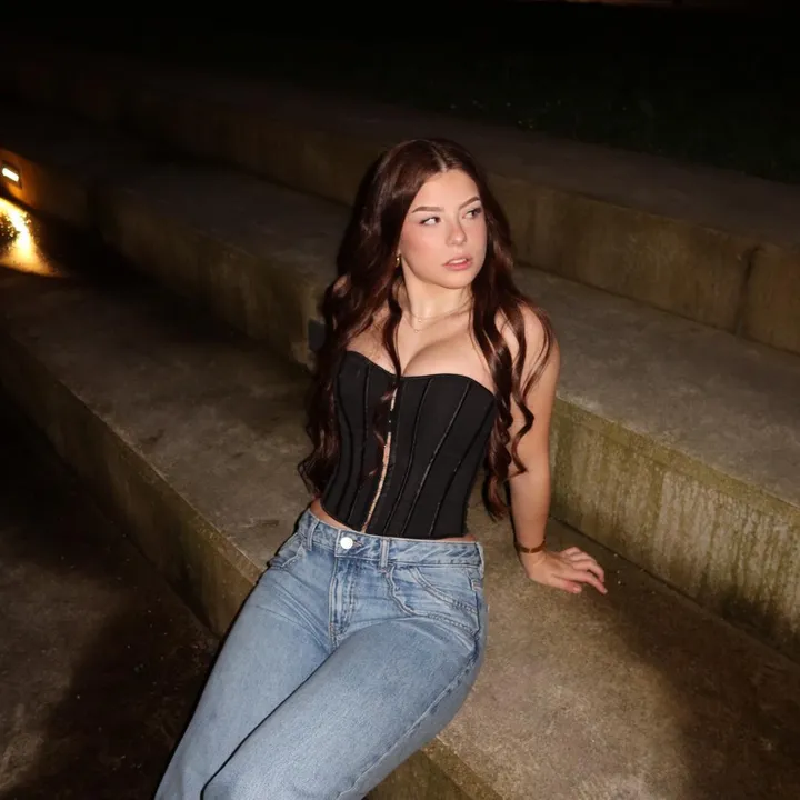 @adriiianaaag