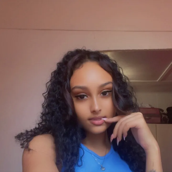 that_gurl_mal23