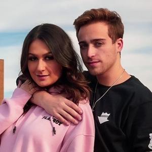 Austin & Lexi - @austinandlexi TikTok Analytics | Profile, videos