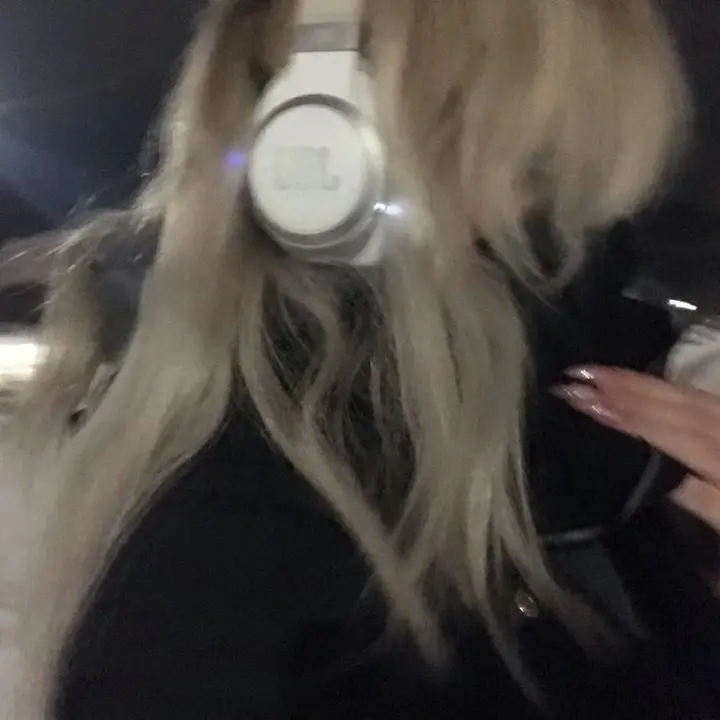 ༺☆༻ - hmu