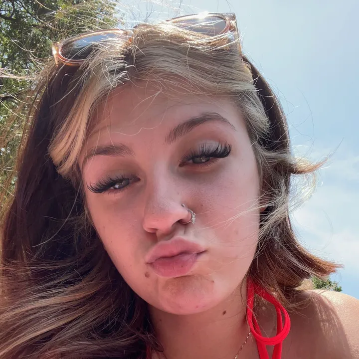 @urdadwaswithmelastnight